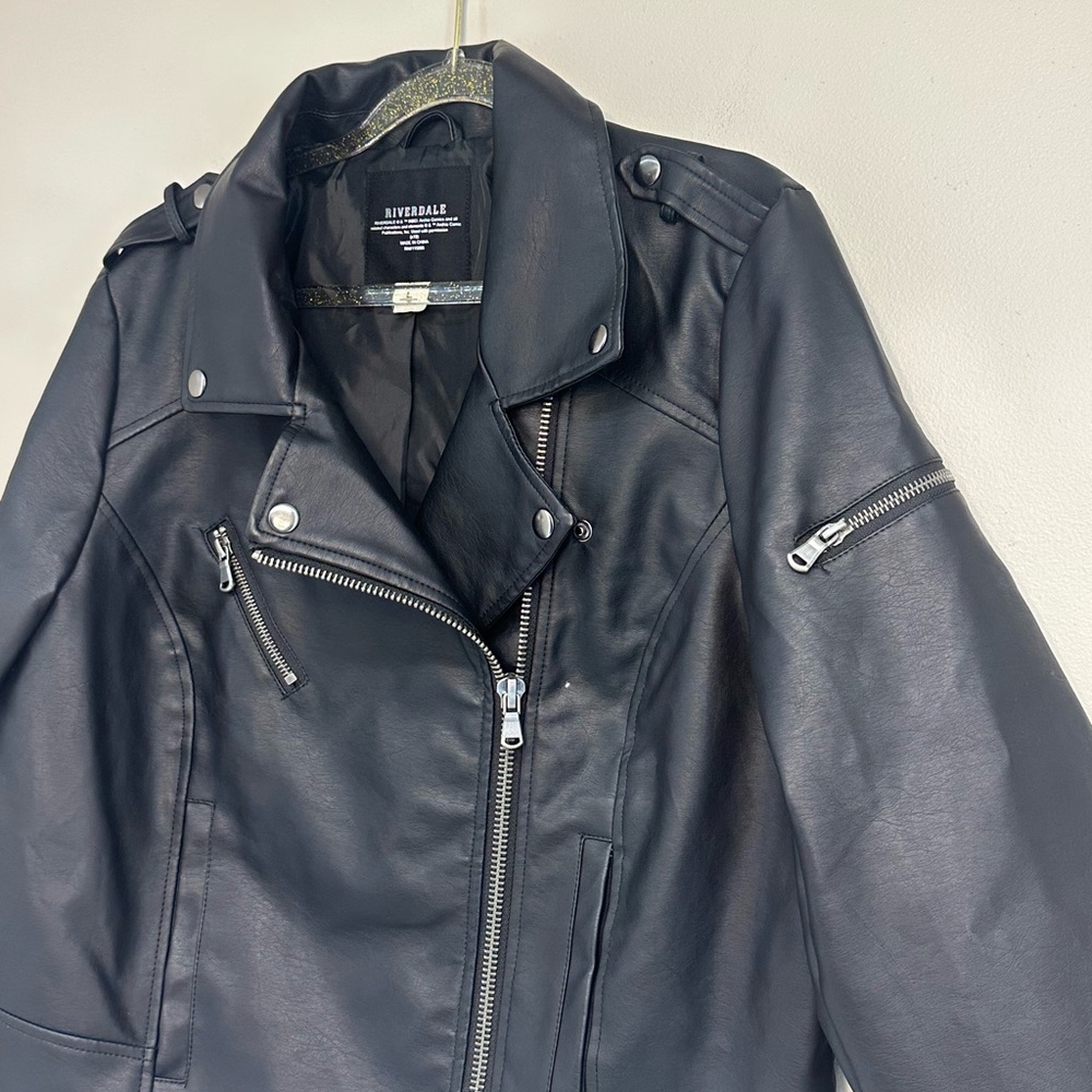 Riverdale South Side Serpents Black Leather Jacket size large - Picture 2 of 10